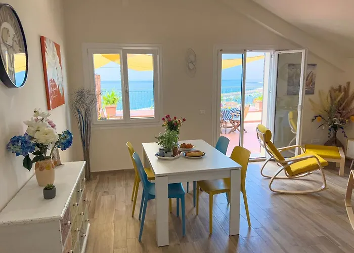 Vista Mare Borgo Peri アパート *