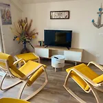 Vista Mare Borgo Peri *