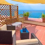 Apartamento Vista Mare Borgo Peri Imperia