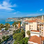 Vista Mare Borgo Peri 公寓 因佩里亚