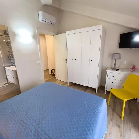 Vista Mare Borgo Peri *