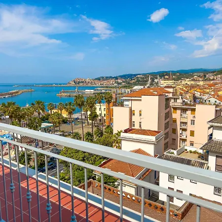 Vista Mare Borgo Peri Apartment