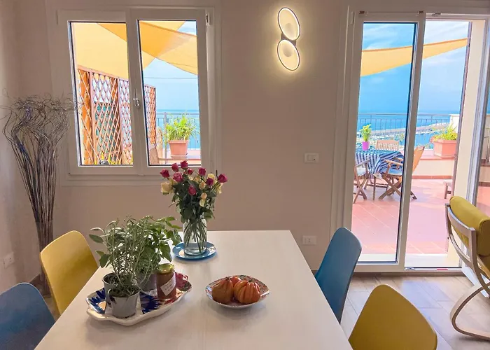 Vista Mare Borgo Peri Apartman *