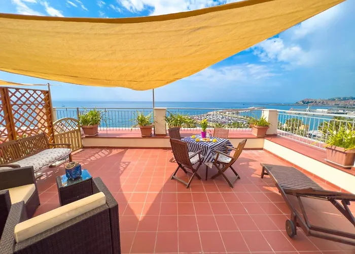 Vista Mare Borgo Peri Apartman *