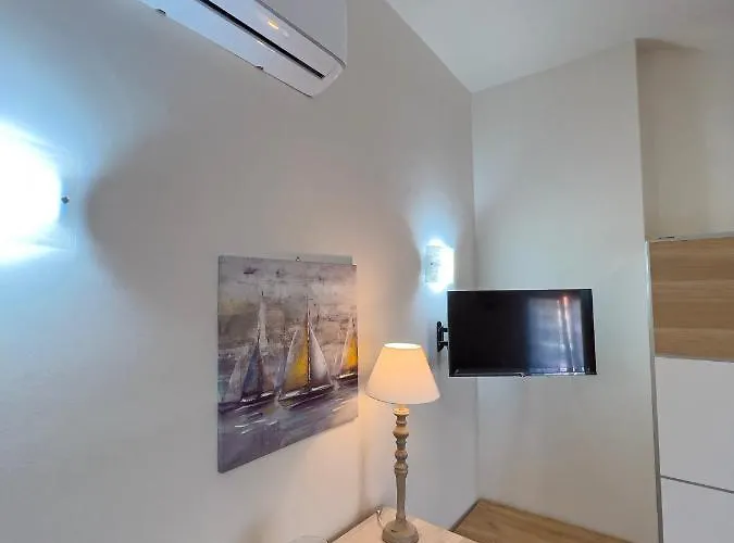 Vista Mare Borgo Peri * Imperia